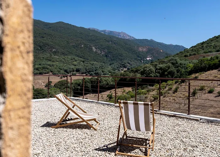 Couette-café U Mulinu Casanelli *